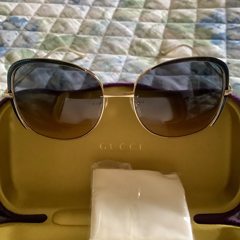 Gucci Women's Oversized Square Sunglasses, 58mm Blue Radiant - Picture 7 of 15